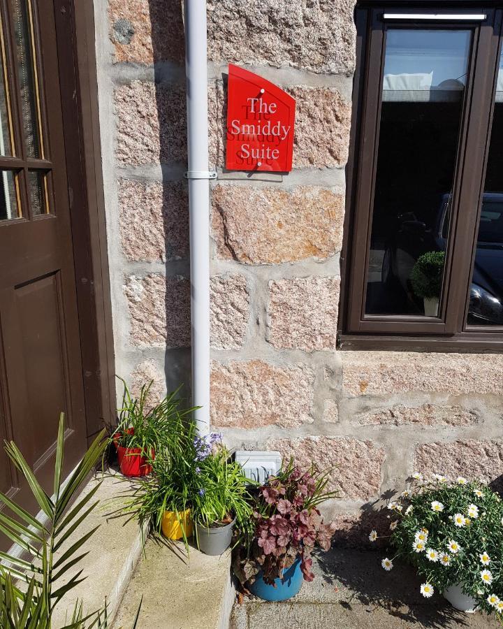The Smiddy Suite Ellon Exterior photo